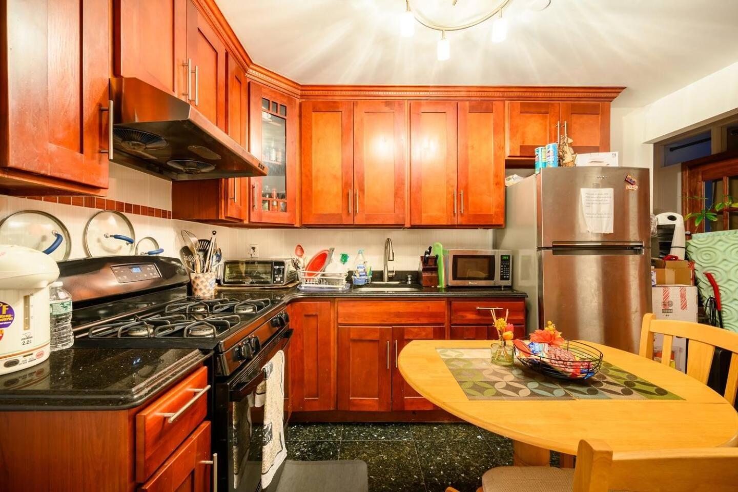 Accommodatie bij particulieren Large Private & Private Bathroom New York
